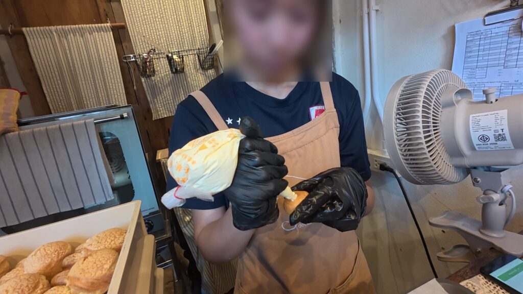 Rabbit Friday .CHOUX スタッフの製菓風景