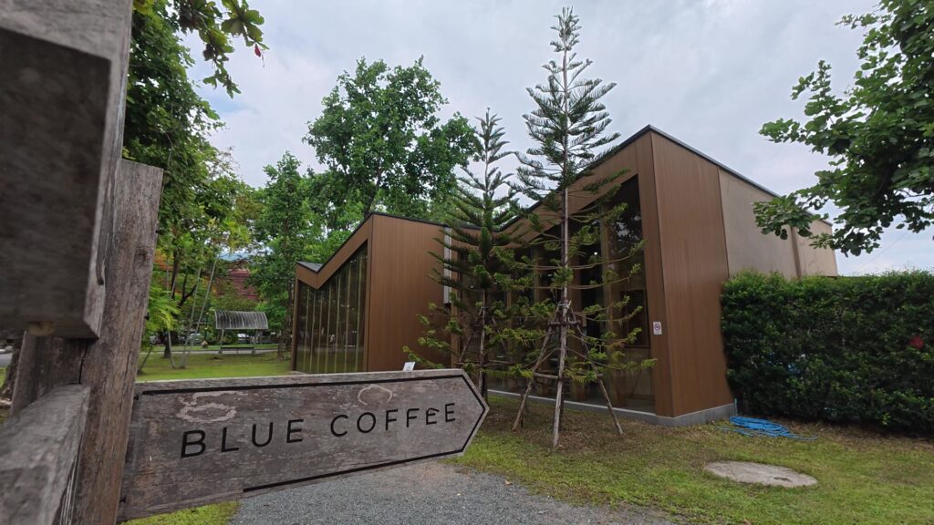 Blue Coffeeの案内看板