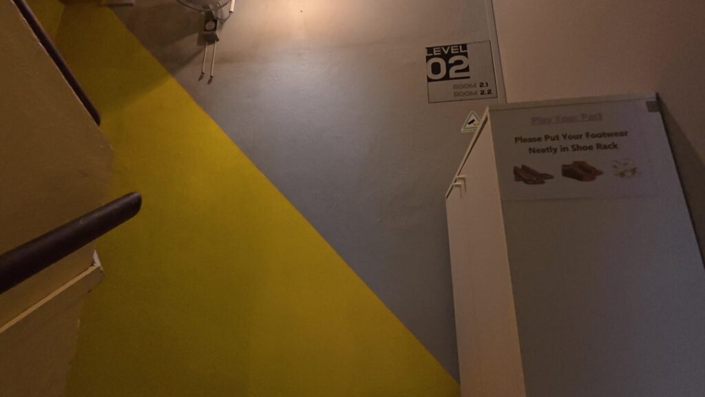 LEVEL 02の表示と靴箱
